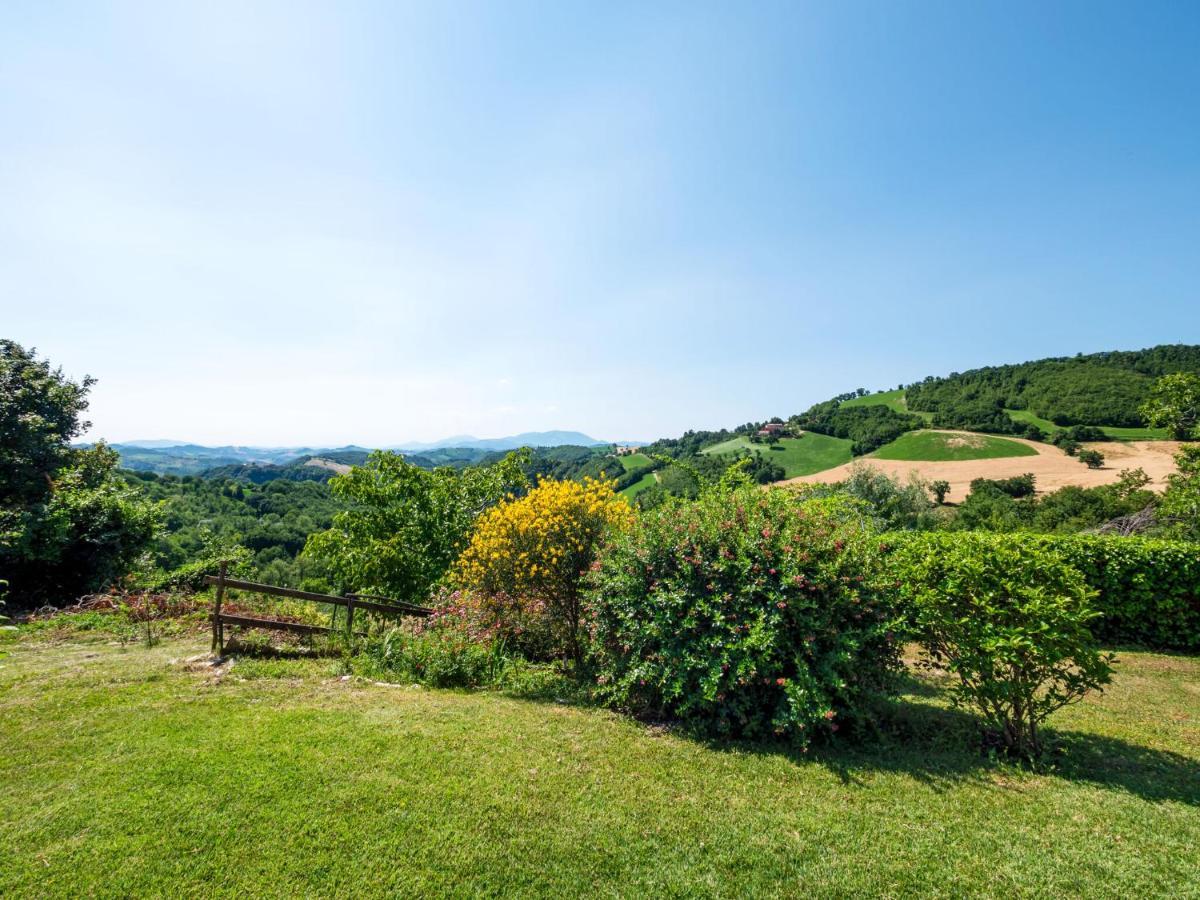Belvilla By Oyo Locanda Le Querce Frontino Buitenkant foto