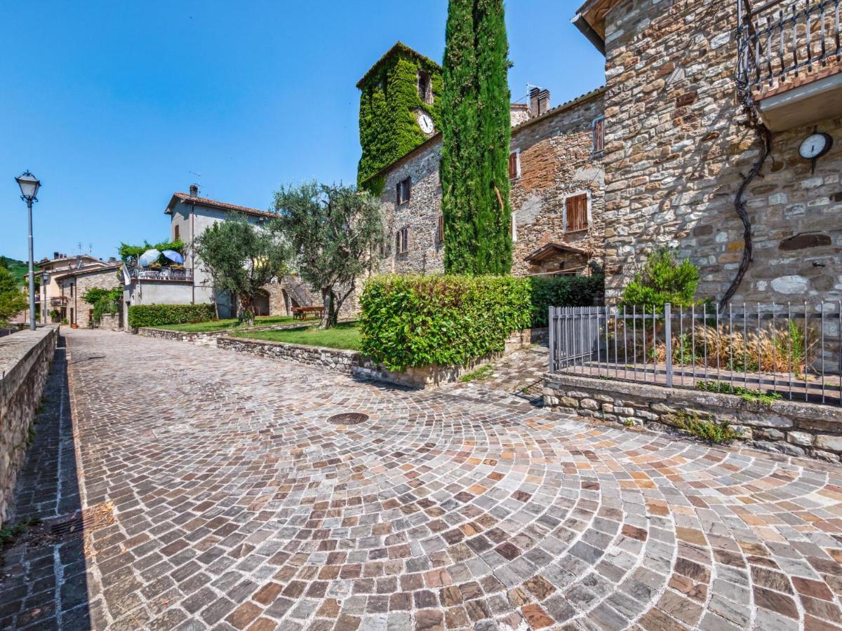 Belvilla By Oyo Locanda Le Querce Frontino Buitenkant foto