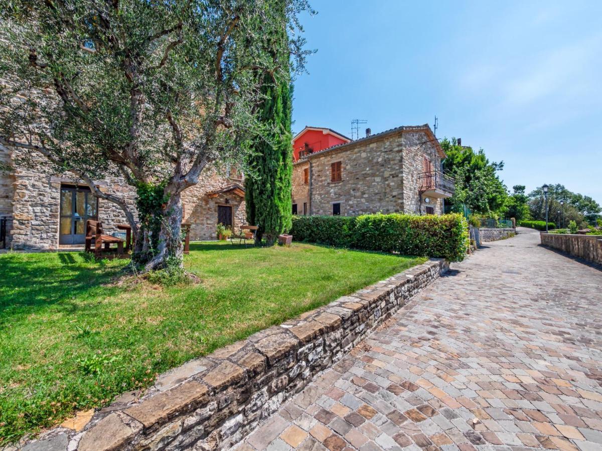 Belvilla By Oyo Locanda Le Querce Frontino Buitenkant foto